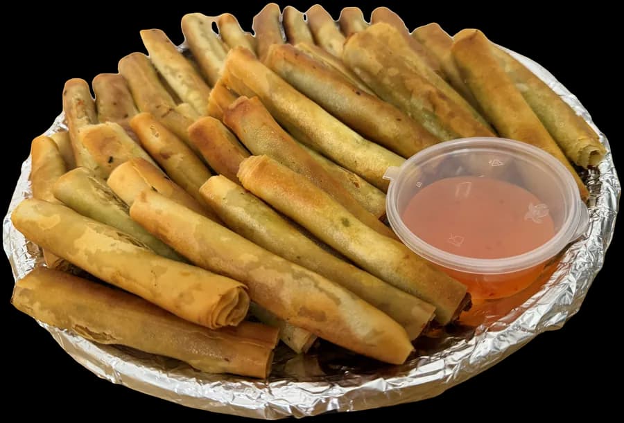 Lumpia tray with dipping sauce